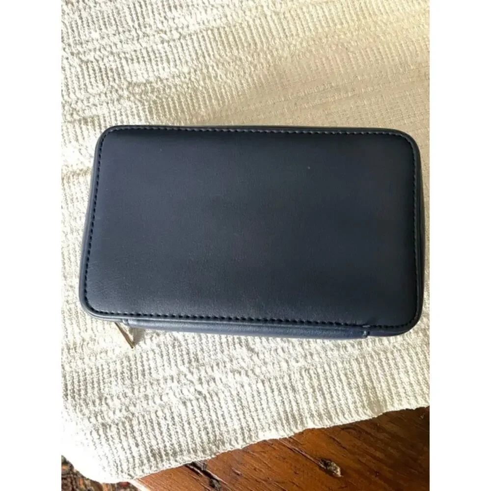 Missoni for Delta Travel Case Zip Organizer Navy Chevron Vanity Toiletry Case